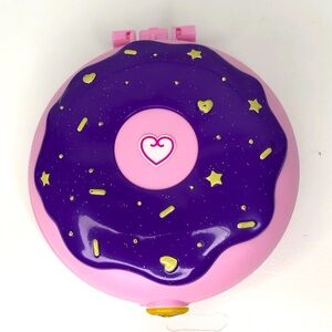 Polly Pocket Pocket World Donut Pajama Party Compact